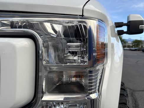 Used 2022 Ford F250 Lariat AWD/4WD image 12