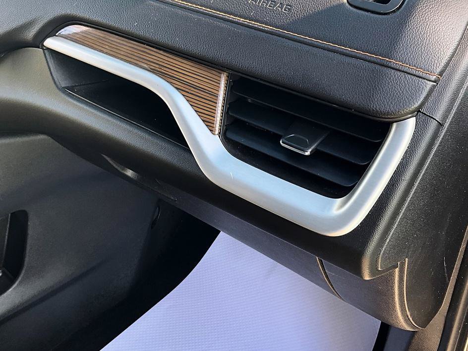 Used 2018 GMC Terrain SLE FWD image 43