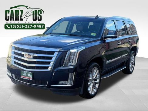 Used 2019 Cadillac Escalade Luxury AWD/4WD image 1
