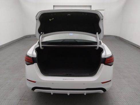 Used 2025 Nissan Sentra SV FWD image 29