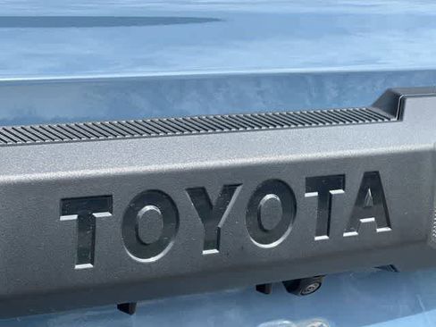 Used 2025 Toyota 4Runner SR5 image 17