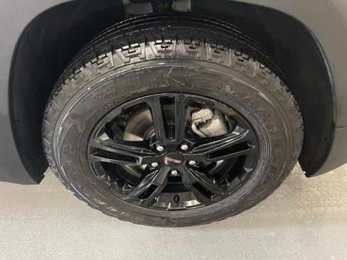 Certified 2023 GMC Terrain AT4 w/ Infotainment Package II image 7