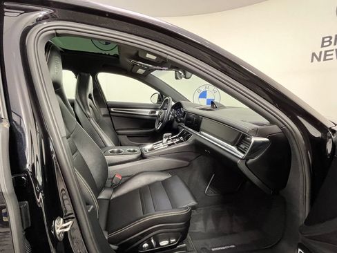 Used 2020 Porsche Panamera 4 AWD/4WD image 24