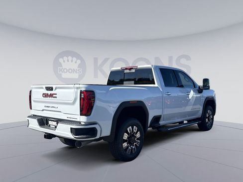 New 2026 GMC Sierra 2500 Denali w/ Denali Reserve Package AWD/4WD image 7