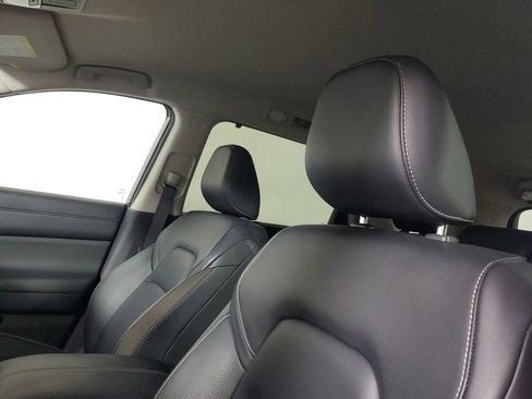 Used 2023 Nissan Pathfinder SL image 22