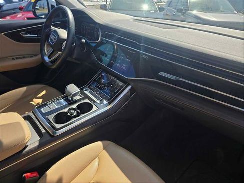Used 2023 Audi Q8 Premium w/ Convenience Package AWD/4WD image 11