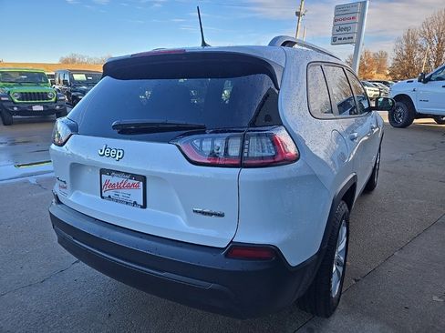 Used 2021 Jeep Cherokee Latitude image 10