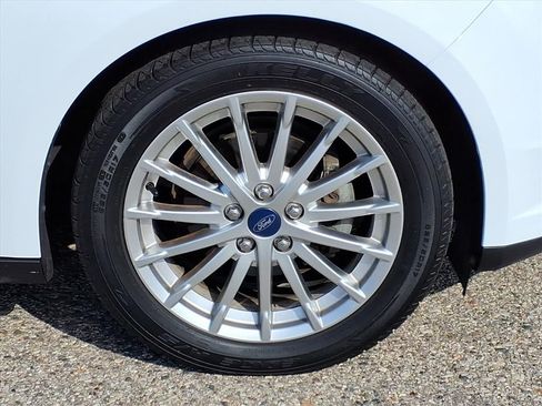 Used 2014 Ford Focus Electric Hatchback image 10