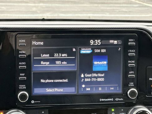 Used 2022 Toyota Highlander XSE image 11