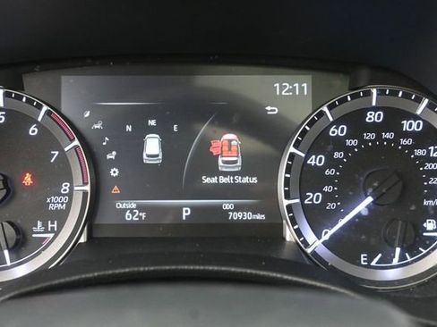 Used 2023 Toyota Highlander XLE AWD/4WD image 20