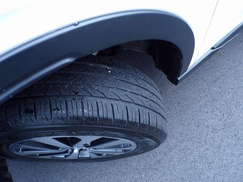 Used 2021 Subaru Outback 2.5i image 2