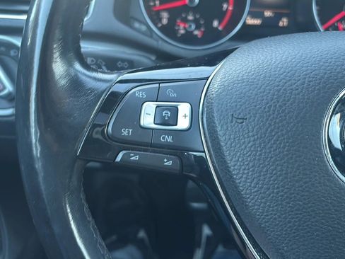 Used 2017 Volkswagen Passat 1.8T SE image 44