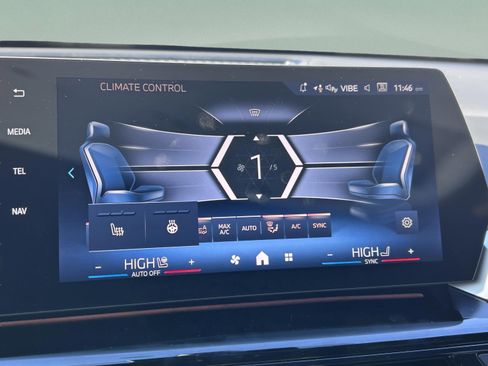 Used 2026 BMW X1 xDrive28i w/ Technology Package image 19