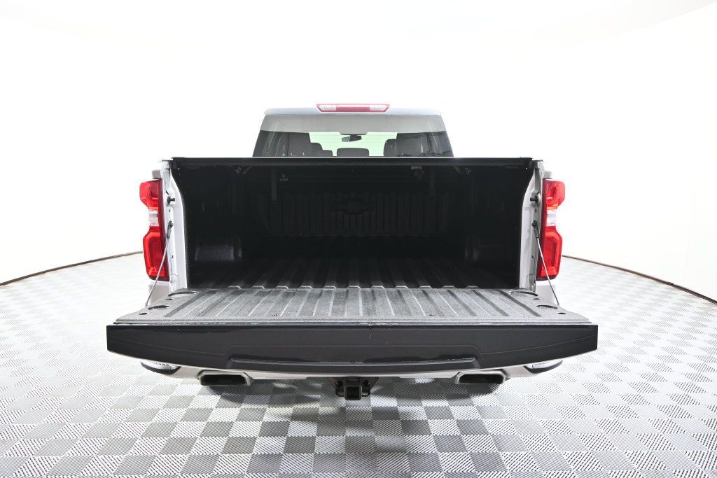 Used 2020 Chevrolet Silverado 1500 RST AWD/4WD image 6