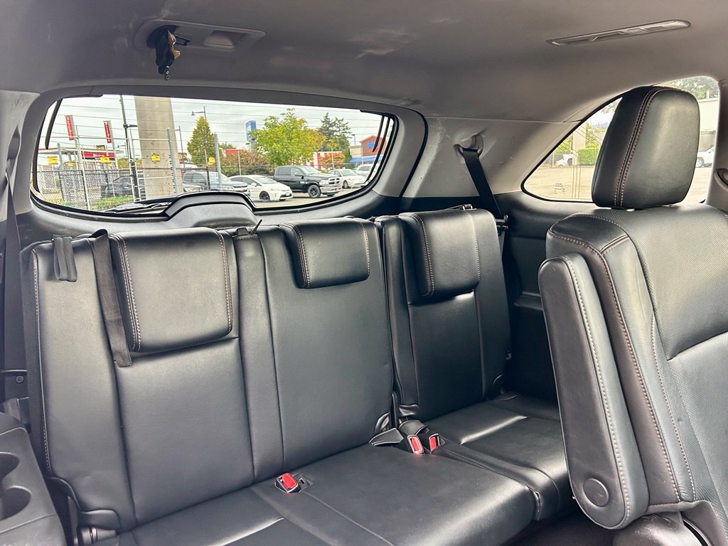 Used 2017 Toyota Highlander Limited Platinum AWD/4WD image 18