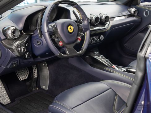 Used 2017 Ferrari F12 Berlinetta RWD image 13