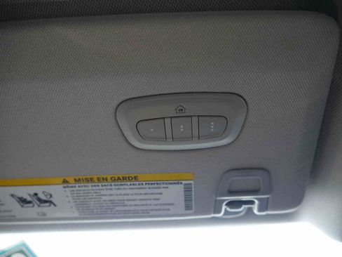 Used 2023 Jeep Grand Cherokee Limited w/ Black Appearance Package image 40