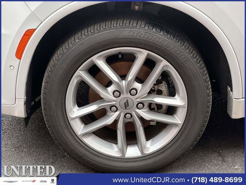 Used 2023 Dodge Durango GT image 13