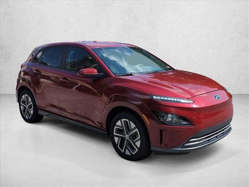 Certified 2023 Hyundai Kona SE FWD image 3