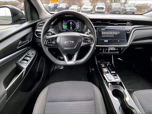 Certified 2023 Chevrolet Bolt EUV LT w/ Driver Confidence Package image 11