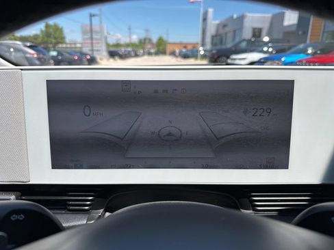 Used 2023 Hyundai Ioniq 5 Limited AWD/4WD image 31