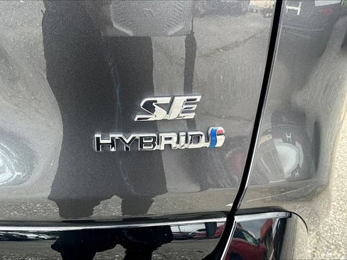 Used 2023 Toyota RAV4 SE AWD/4WD image 23