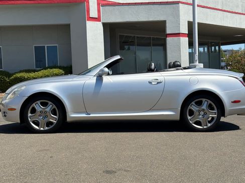 Used 2007 Lexus SC 430 Convertible RWD image 5