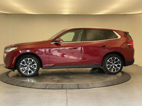 Used 2025 BMW X3 xDrive30i w/ Premium Package AWD/4WD image 2