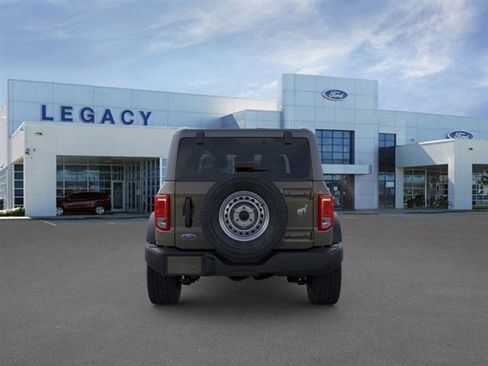 New 2025 Ford Bronco 2-Door image 5