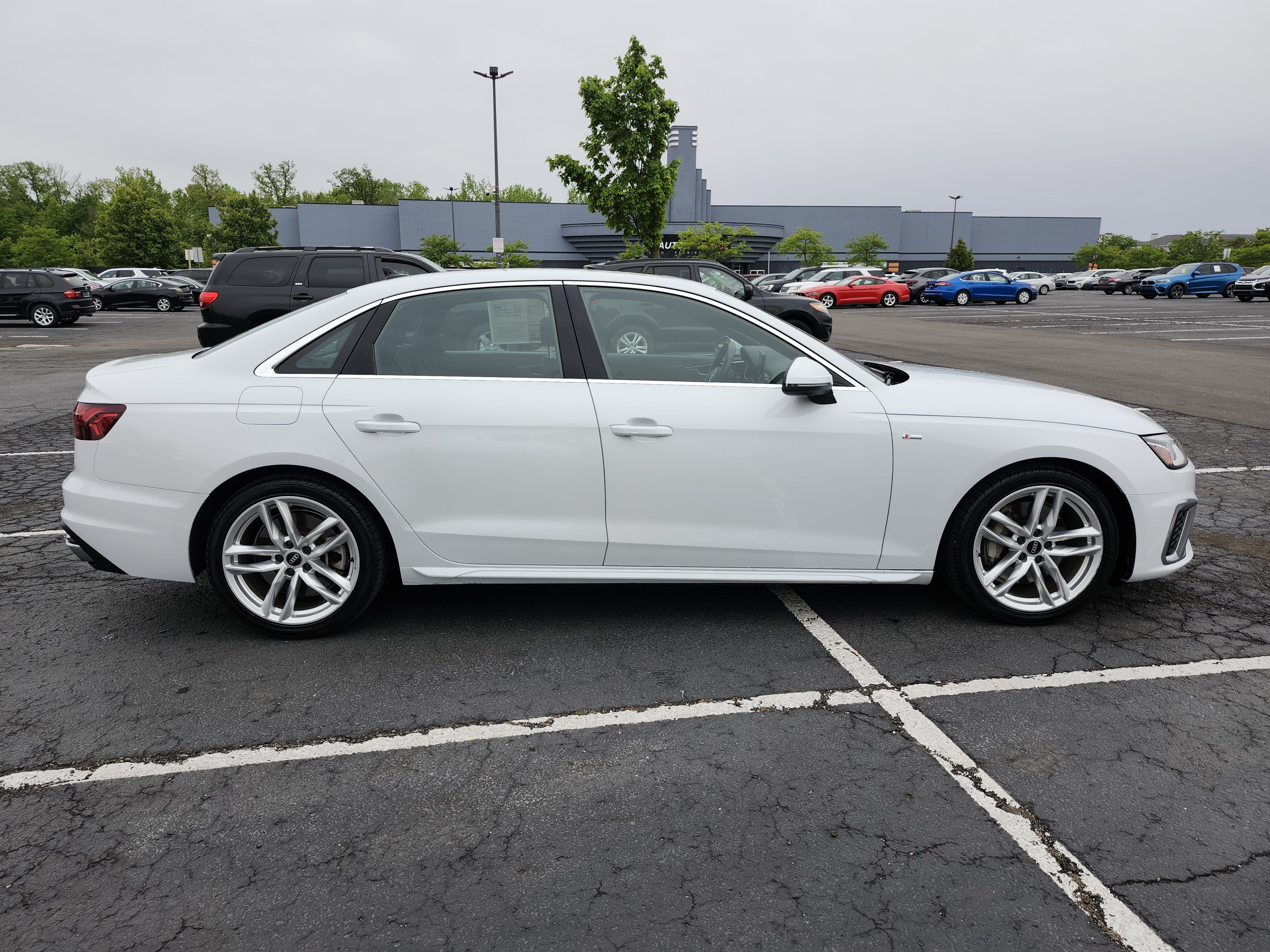 Used 2022 Audi A4 2.0T Premium Plus AWD/4WD image 19