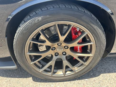 Used 2015 Dodge Challenger SRT Hellcat RWD image 8