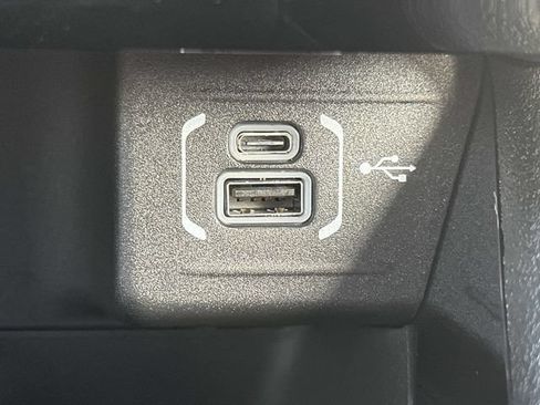 New 2026 Jeep Compass Latitude AWD/4WD image 30