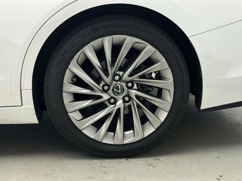Used 2019 Lexus ES 350 Ultra Luxury w/ Accessory Package 2 image 12