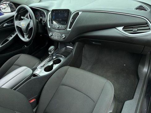 Used 2023 Chevrolet Malibu LT FWD image 28