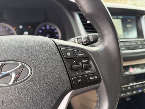 Used 2016 Hyundai Tucson Limited w/ Option Group 03 image 17