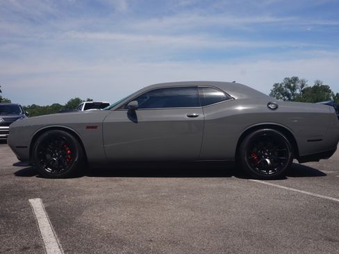 Used 2023 Dodge Challenger R/T Scat Pack w/ Plus Package image 6