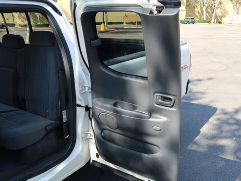Used 2005 Toyota Tundra Limited RWD image 18