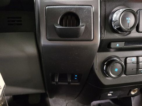 Used 2017 Ford F150 XLT RWD image 16