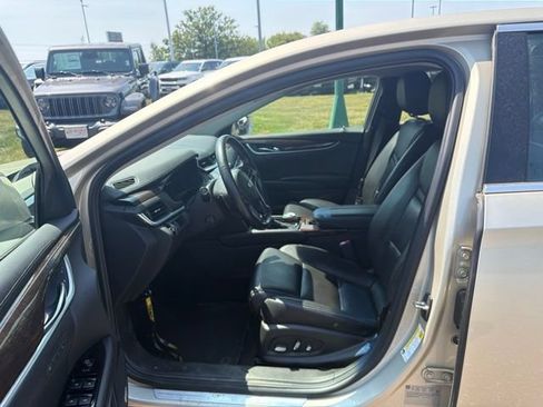 Used 2016 Cadillac XTS Luxury FWD image 12