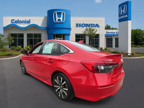 Used 2024 Honda Civic EX image 10