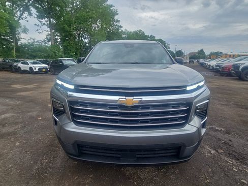 New 2026 Chevrolet Traverse LT w/ Driver Confidence Package AWD/4WD image 4