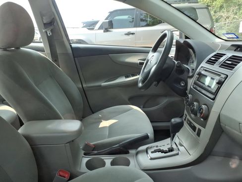 Used 2012 Toyota Corolla LE FWD image 8