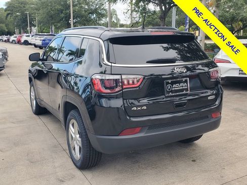 Used 2023 Jeep Compass Latitude AWD/4WD image 5