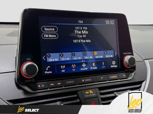 Used 2024 Nissan Altima 2.5 SR image 14