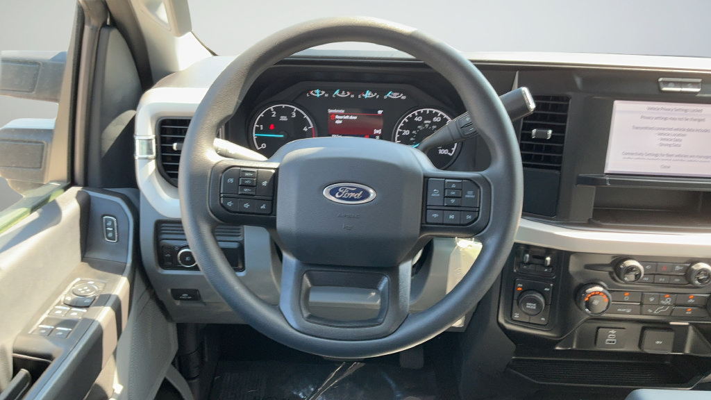 New 2026 Ford F250 XL w/ STX Appearance Package AWD/4WD image 9