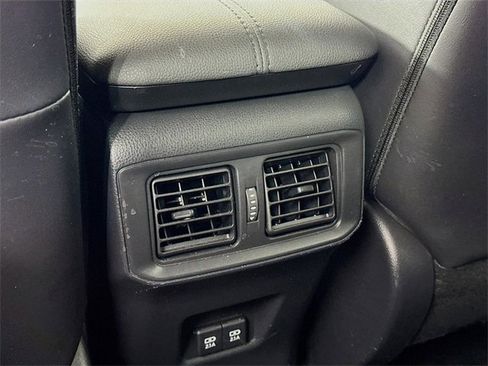 Used 2021 Toyota RAV4 Limited image 35
