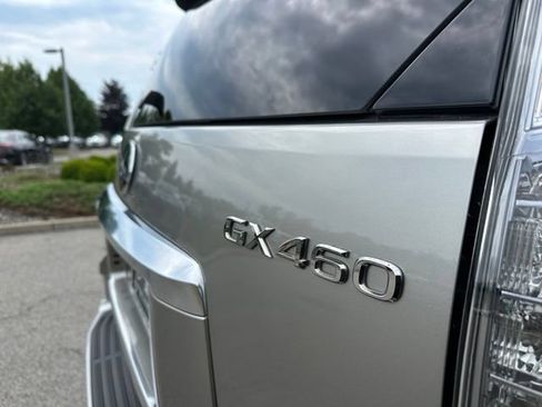 Used 2022 Lexus GX 460 Premium w/ Premium Plus Package AWD/4WD image 11