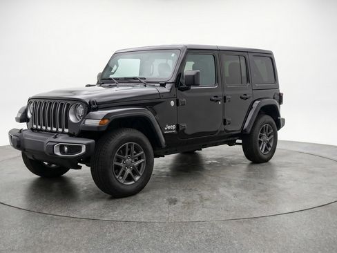 Used 2025 Jeep Wrangler Unlimited Sport AWD/4WD image 3