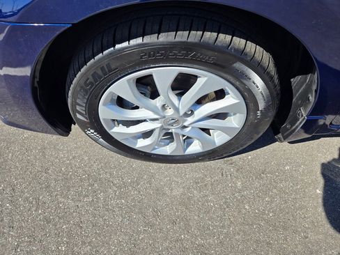 Used 2019 Nissan Sentra SV w/ Exterior Package image 13