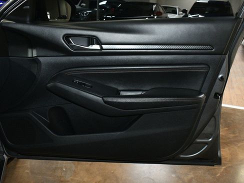 Used 2020 Nissan Altima 2.5 SR w/ Premium Package FWD image 42